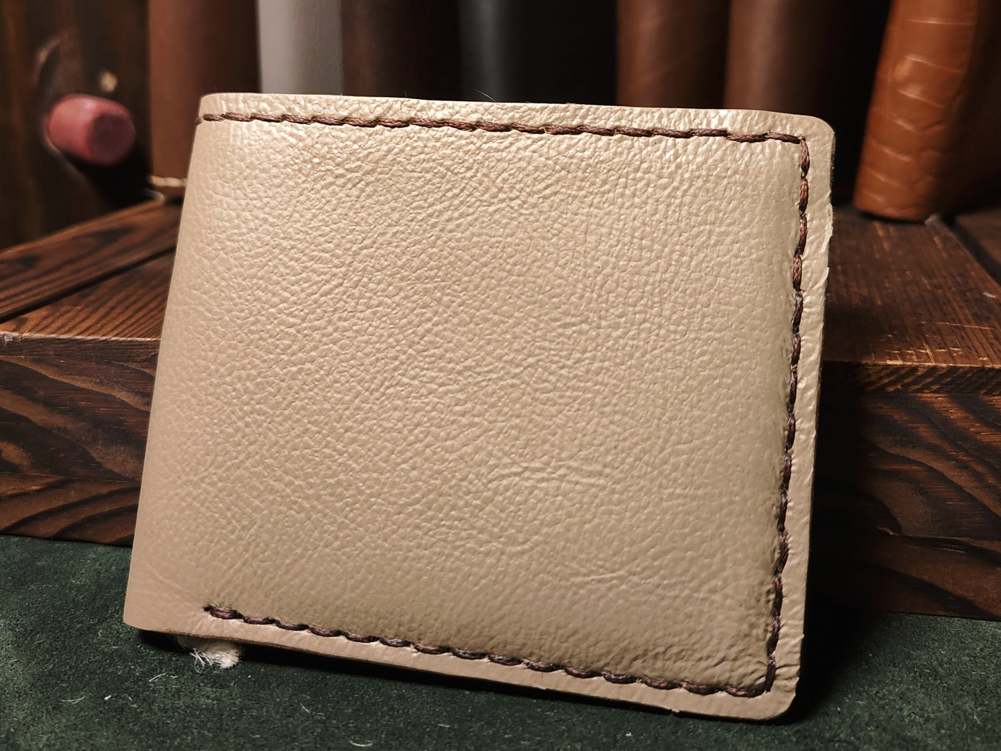 Heritage Bifold Wallet | Colors