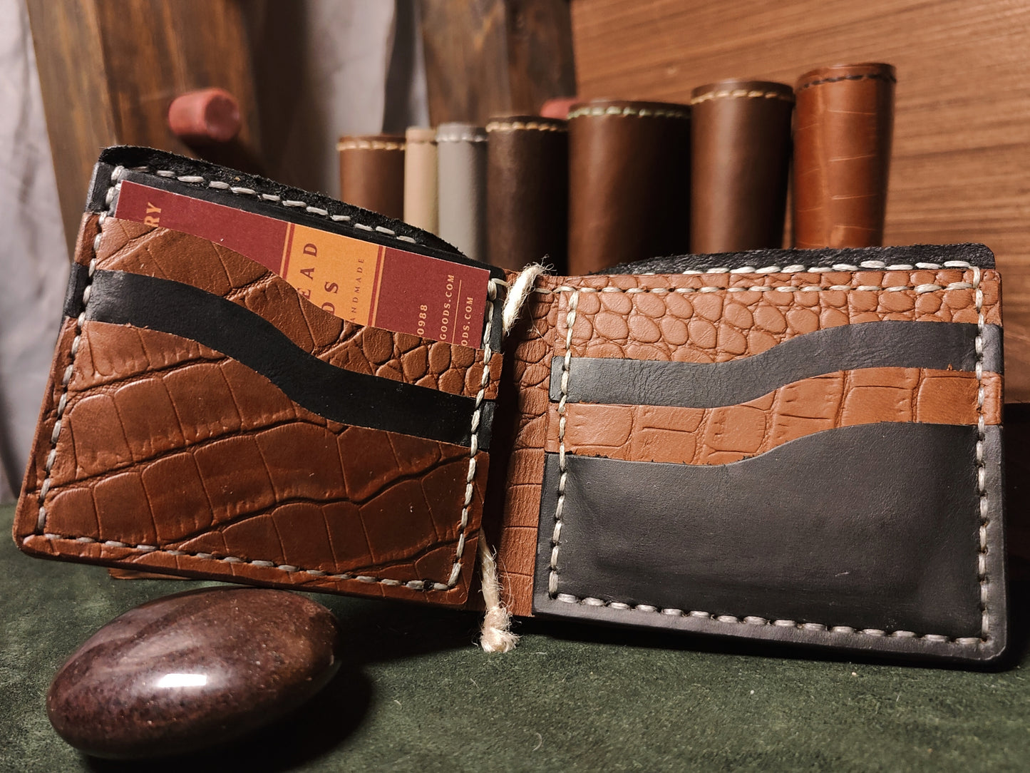 Heritage Bifold Wallet | Colors